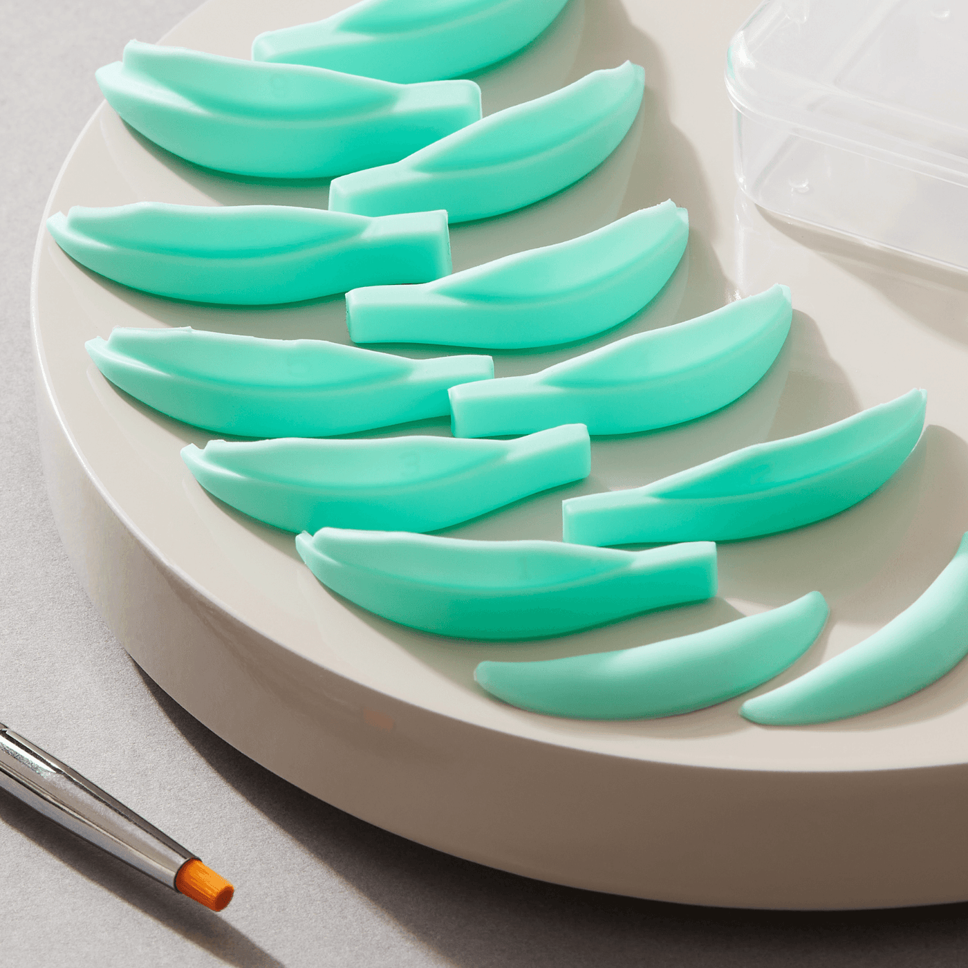 Adhesive free lash lifting shields - Mint Green - The London Brow Company